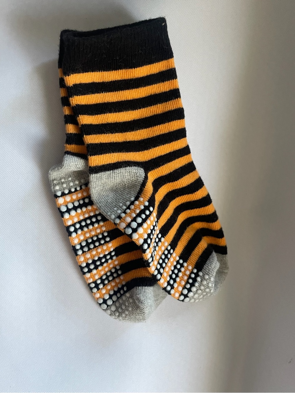 FREE WITH ANY PURCHASE! Toddler grippy socks NWOT